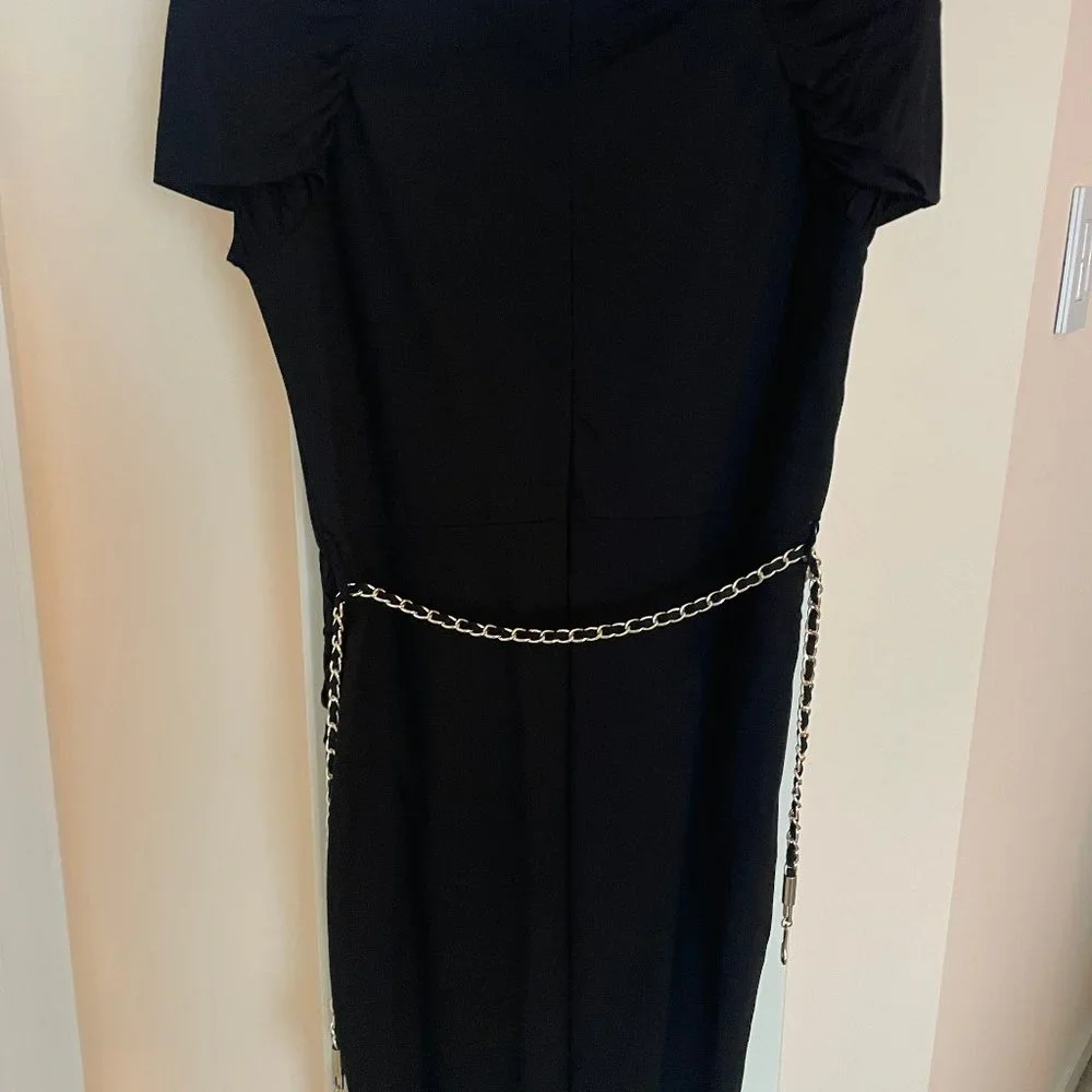 H&M DRESS - Picture 2 of 10